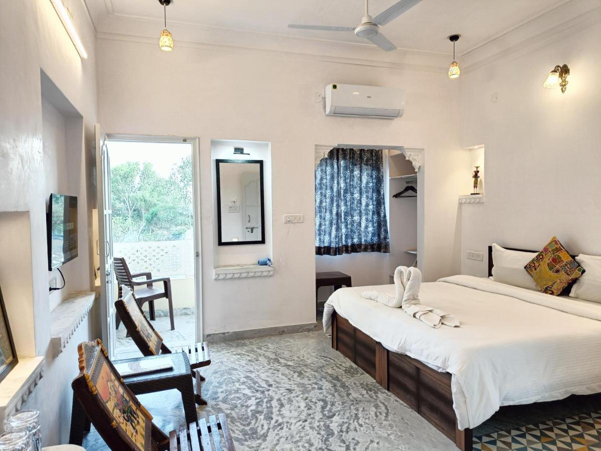 Prakash Ji'S Haveli -Luxurious Lakeside Retreat- Hotel อุเดเปอร์ ภายนอก รูปภาพ